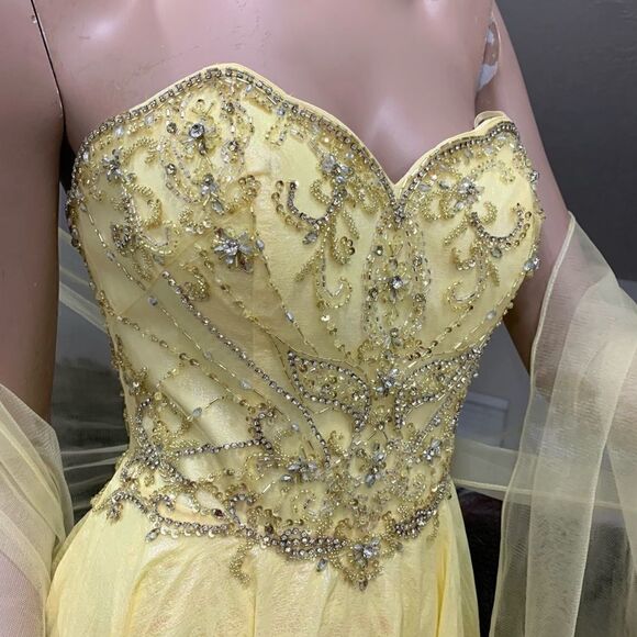 Beautiful Princess Style Strapless Beads & Glitter Party Dress With Shawl - Picture 11 of 16